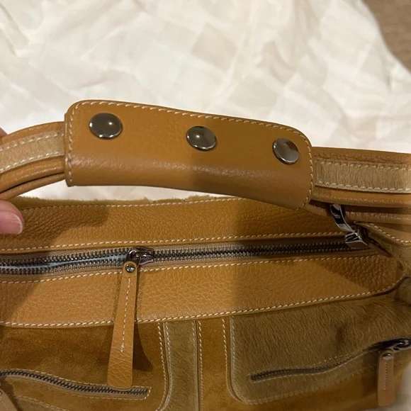 Vintage TOD’S Tan Suede/Natural Hair Shoulder Bag. - Picture 6 of 7